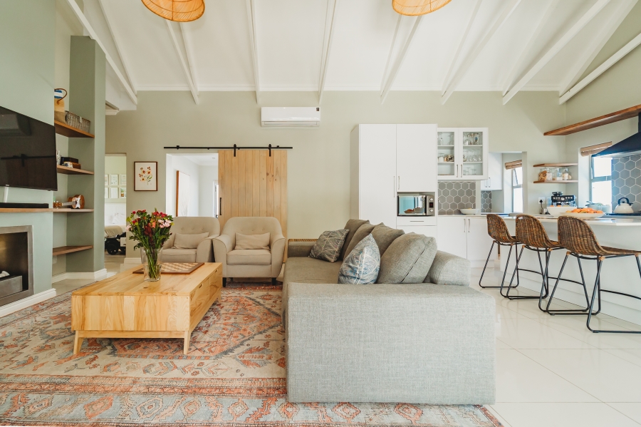 3 Bedroom Property for Sale in Mont Fleur Mountain Estate Western Cape